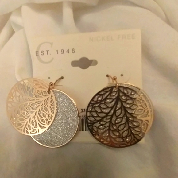 New! Two Tone Rose Gold Earrings - Picture 2 of 2
